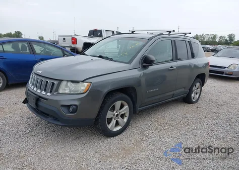 2011 Jeep Compass из США, поврежденный, VIN 1J4NT1FB5BD221417